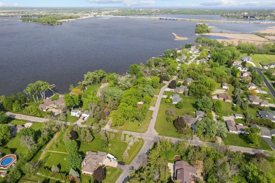 More Photos Of 2742 Shorehaven Ln, Oshkosh Land For Sale