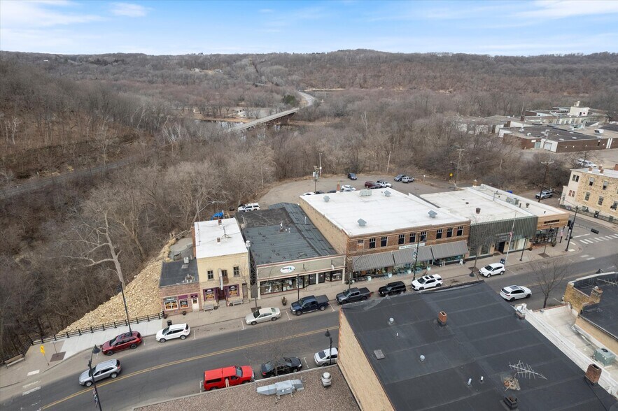 More Photos Of 111-113 Cascade St, Osceola Storefront For Sale