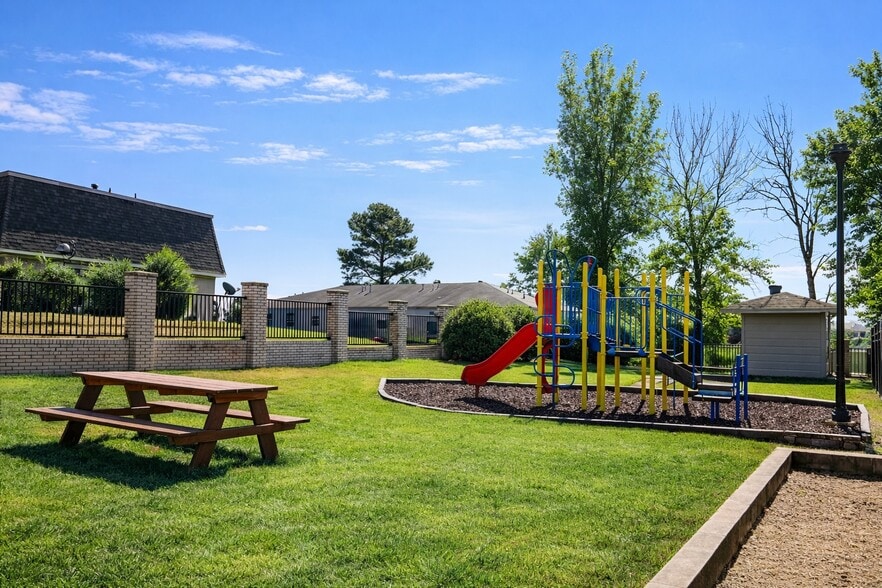 More Photos Of 1707 Arrowhead Rd, North Little Rock Apartments For Sale