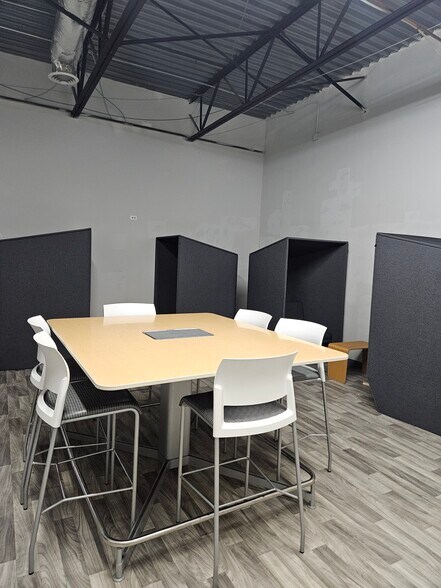 More Photos Of 663 11th Street st, Atlanta Office For Lease