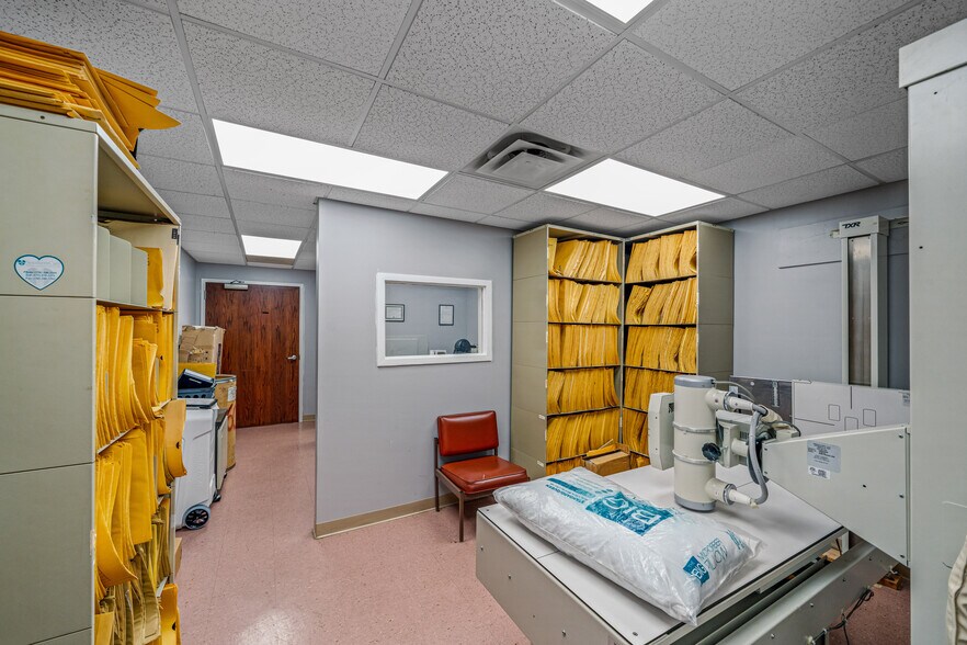 More Photos Of 15239 AL Highway 68, Crossville Medical For Sale