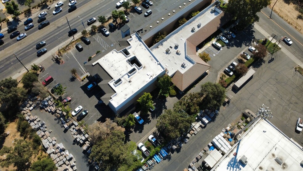 More Photos Of 3451 Longview Dr, Sacramento Office For Sale
