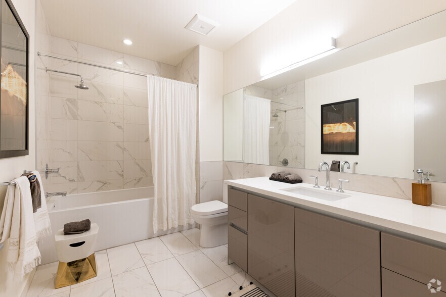 More Photos Of 750 S Grand Ave, Los Angeles Apartments For Lease