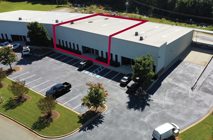 Primary Photo Of 119 Ian Ct, Spartanburg Light Distribution For Lease