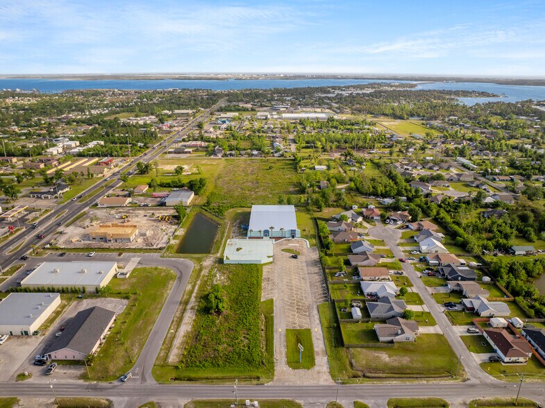 More Photos Of 5420 Hickory St, Panama City Office For Lease