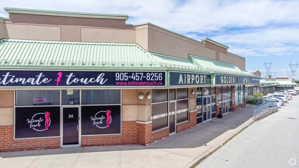 More Photos Of 341-351 Parkhurst Sq, Brampton Unknown For Lease