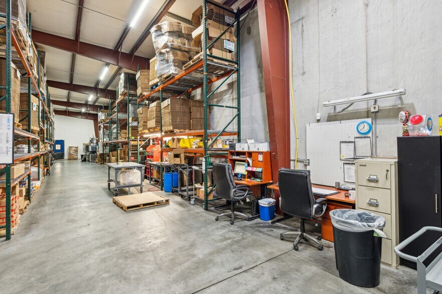 More Photos Of 3864 Leeds Ave, North Charleston Light Manufacturing For Sale