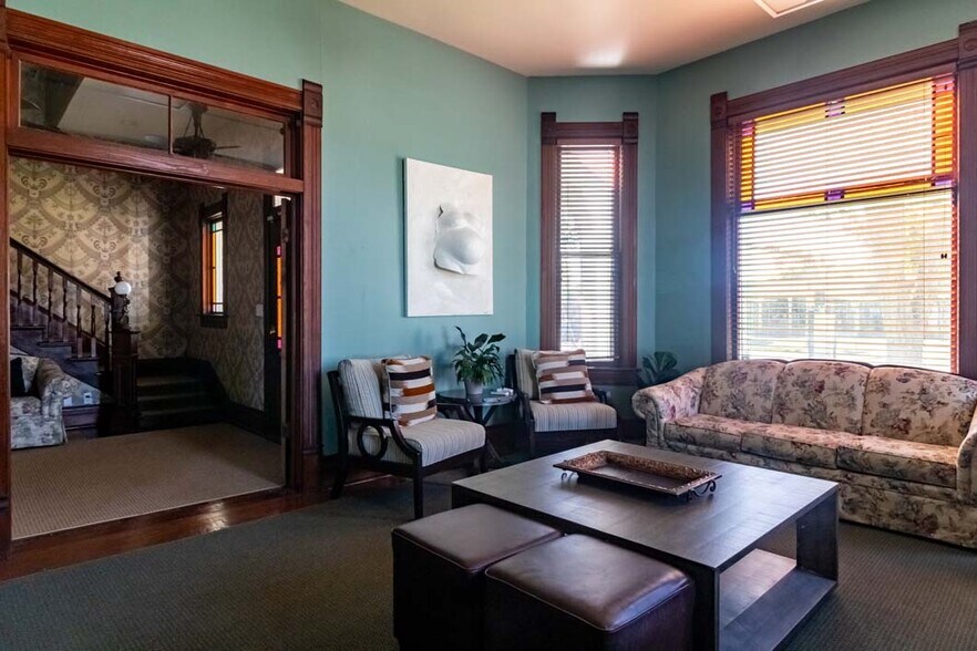 More Photos Of 816 North St, Nacogdoches Medical For Lease