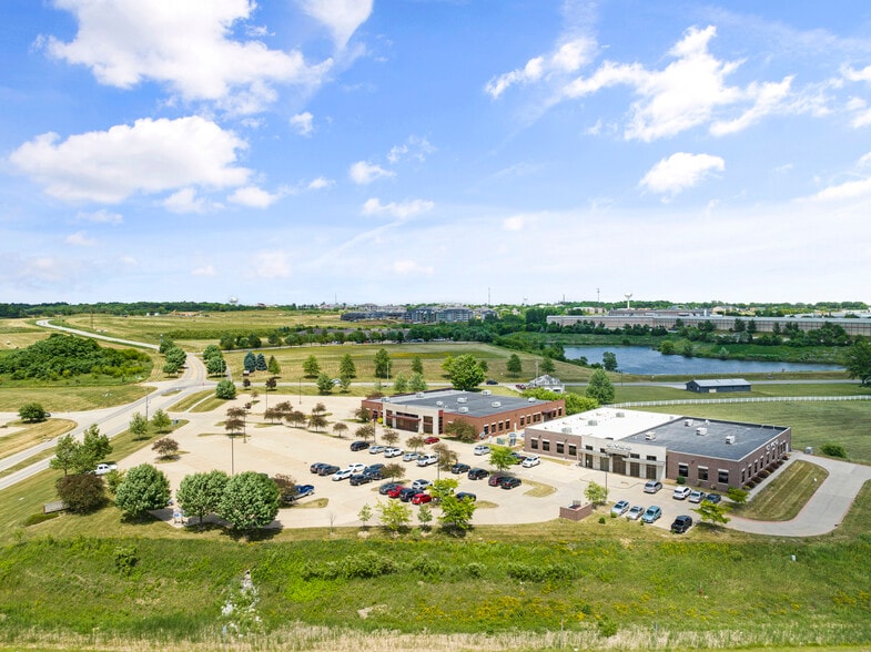 More Photos Of 2301 Jones Blvd, Coralville Office For Lease