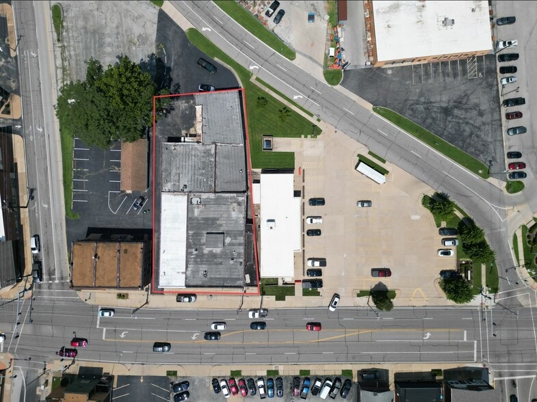 More Photos Of 8213 Gravois Rd, Affton Warehouse For Sale