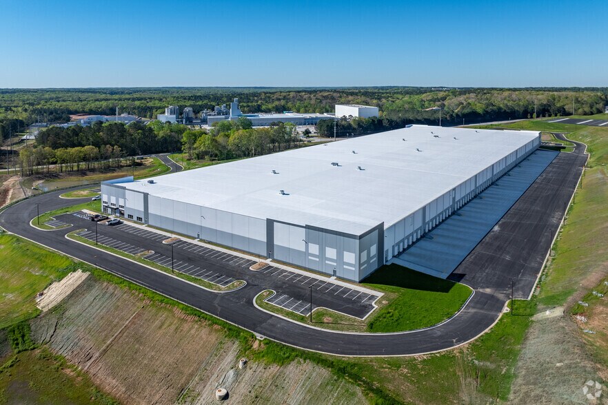 More Photos Of 10835 Hazelbrand Rd, Covington Distribution For Lease