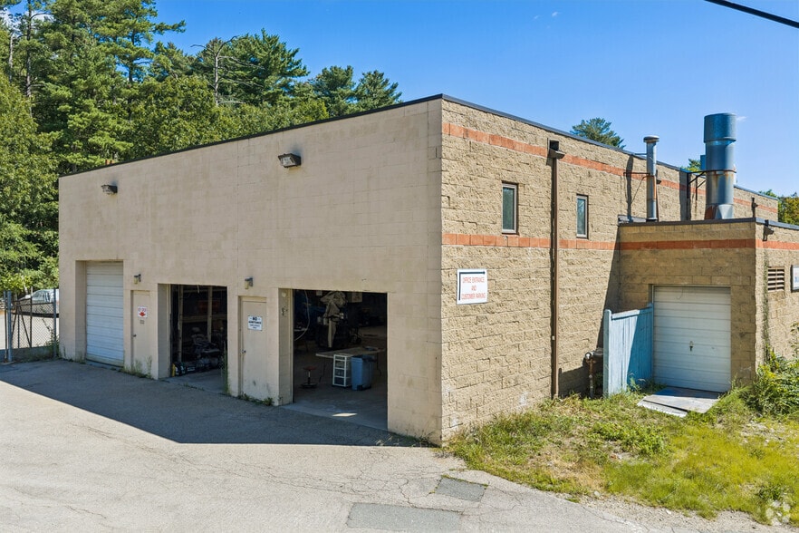 More Photos Of 61 Mathewson Dr, Weymouth Auto Repair For Sale