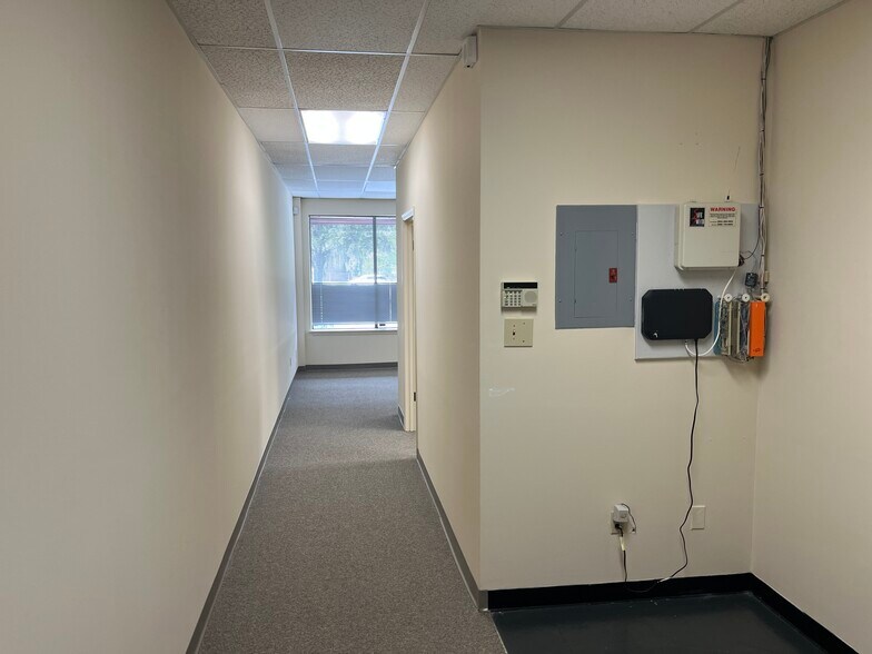More Photos Of 3948 Sunbeam Rd, Jacksonville Office For Lease