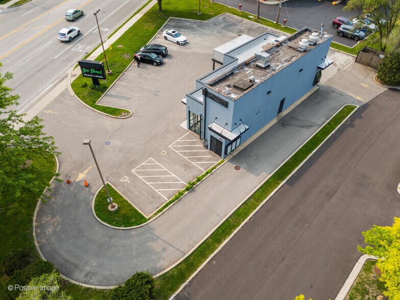 More Photos Of 720 E Rand Rd, Mount Prospect Fast Food For Sale