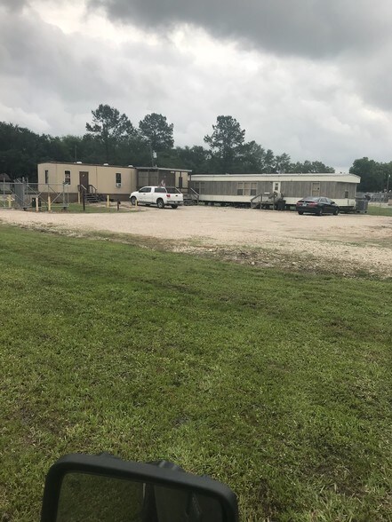 More Photos Of 14090 County Road 282, Alvin Land For Lease