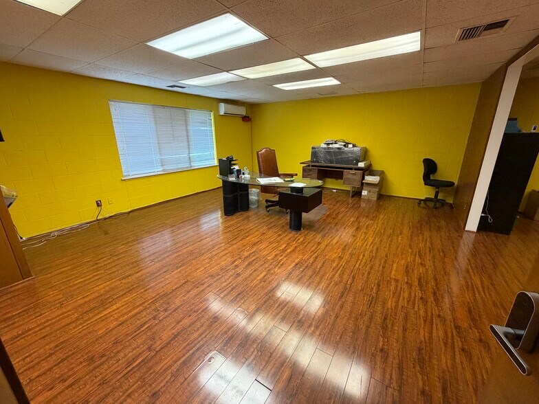 More Photos Of 9323 Rush St, South El Monte Manufacturing For Sale