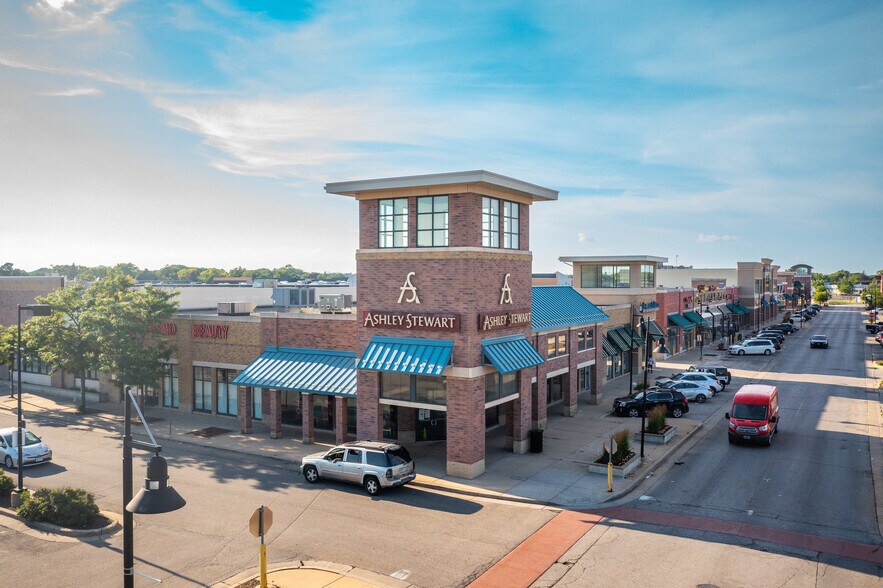 Primary Photo Of 5700 W Capitol Dr, Milwaukee Unknown For Lease