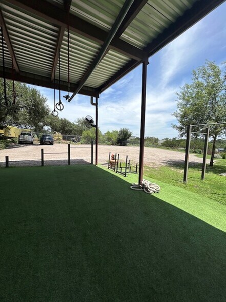 More Photos Of 2901 Ranch Road 620 N, Austin General Retail For Sale