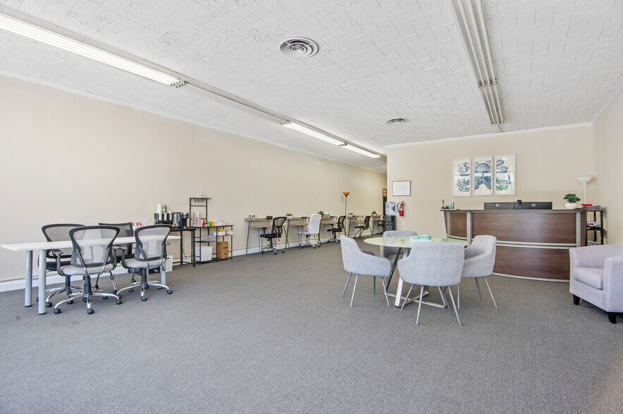More Photos Of 515 New Bridge St, Jacksonville Freestanding For Lease
