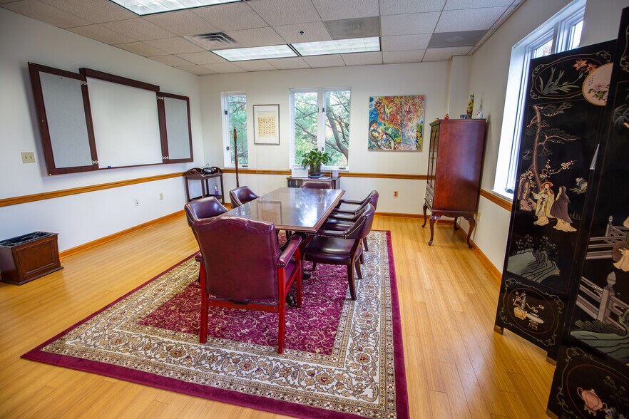 More Photos Of 100 Canal Pointe Blvd, Princeton Medical For Lease