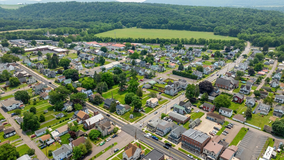 More Photos Of 430 W 3rd St, Nescopeck Restaurant For Sale