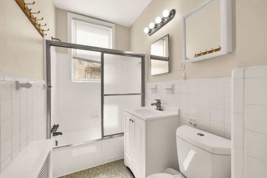 More Photos Of 323 Maryland Ave NE, Washington Apartments For Sale