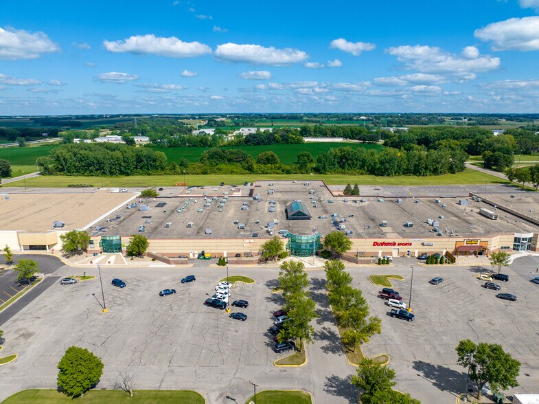 More Photos Of 2510-2580 N Bridge Ave, Albert Lea Unknown For Lease