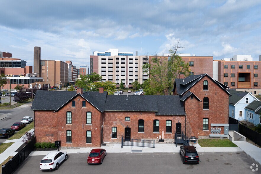 More Photos Of 204 High St, Buffalo Apartments For Sale