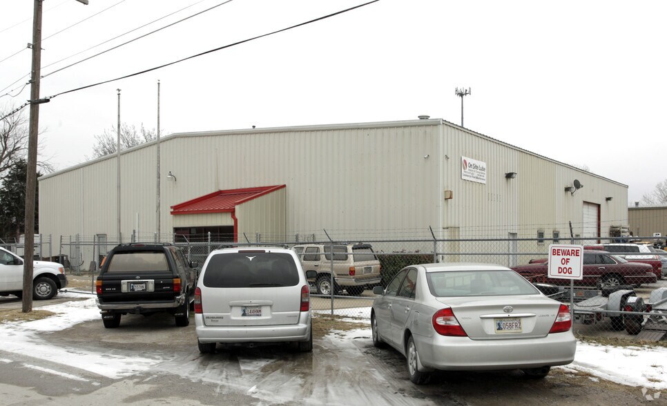 More Photos Of 10110 E 46th Pl, Tulsa Service For Lease