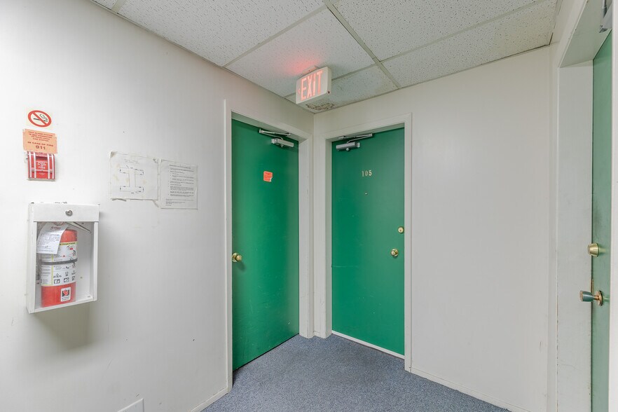 More Photos Of 157 Wade Av W, Penticton Apartments For Sale