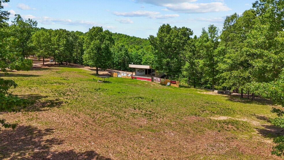 More Photos Of 10 Mint Ridge Rd, Eureka Springs Trailer Camper Park For Sale