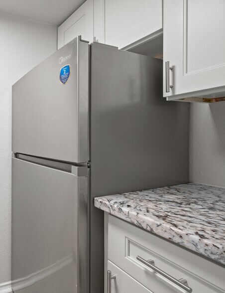 More Photos Of 928 Ferry Rd, Galveston Apartments For Sale