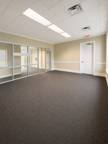 More Photos Of 1417 Stuart Engals Blvd, Mount Pleasant Medical For Lease