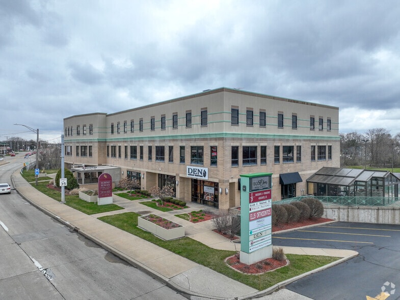 More Photos Of 275 Joliet St, Dyer Office For Sale