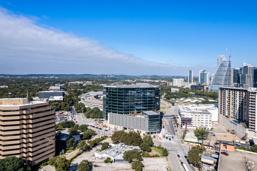 More Photos Of 401 S 1st St, Austin Office For Sale