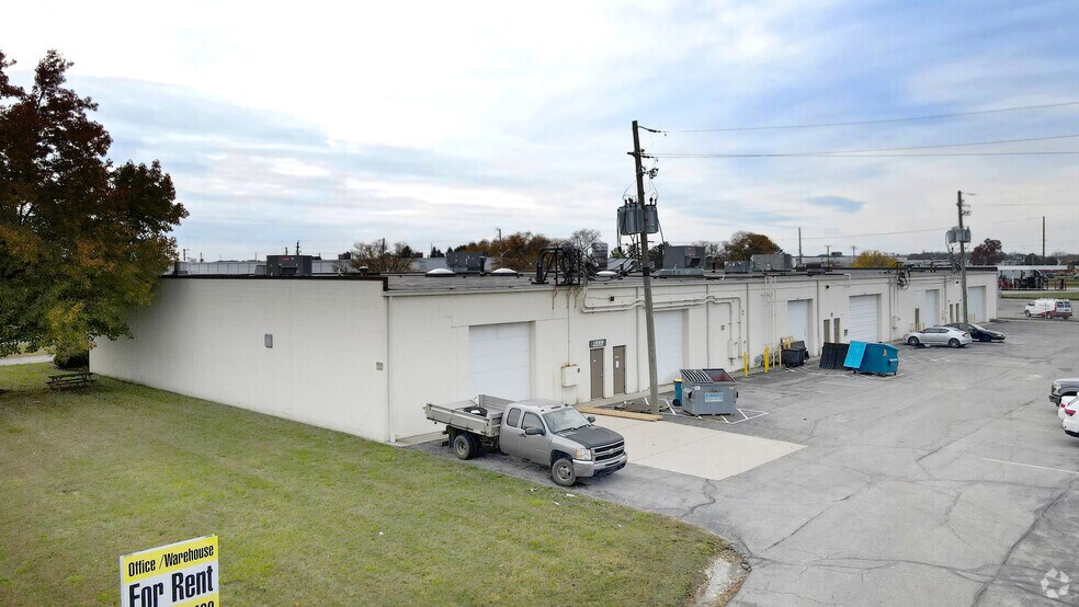 More Photos Of 5450-5520 W 84th St, Indianapolis Light Manufacturing For Sale