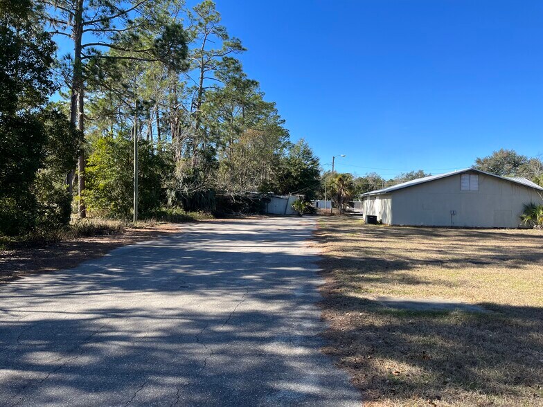 More Photos Of 407 E Ash St, Perry Medical For Sale