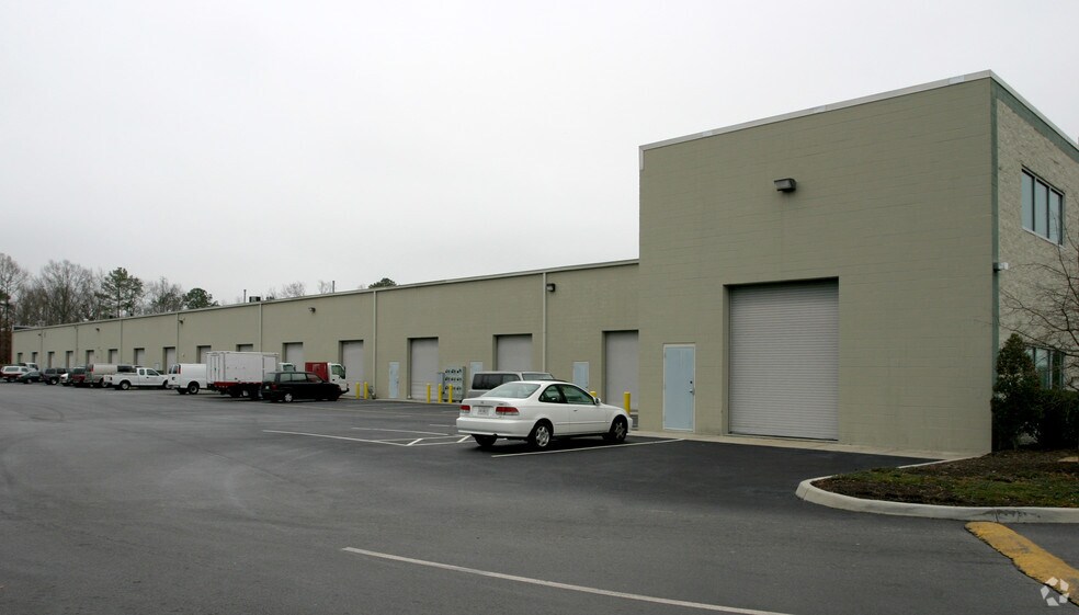 More Photos Of 1616 Centerville Tpke, Virginia Beach Light Distribution For Lease
