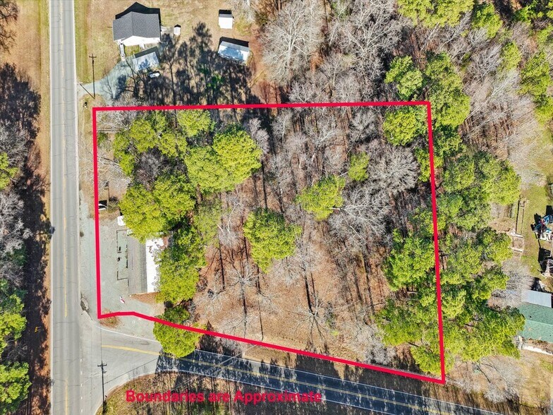 More Photos Of 8874 NC-87 Hwy, Graham Flex For Lease