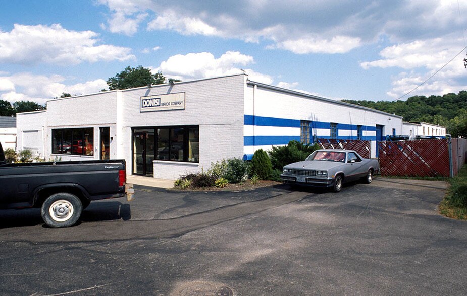 More Photos Of 507 Loveland-Madeira Rd, Loveland Storefront For Sale