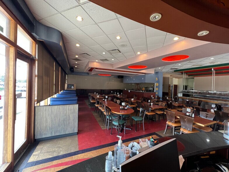 More Photos Of 14902 Northwest Fwy, Houston Unknown For Lease