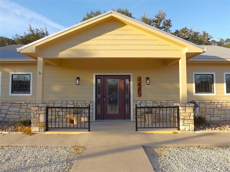 More Photos Of 4443 US 90, Alleyton Flex For Sale