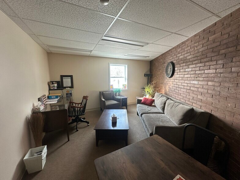 More Photos Of 638 Lake St, Wilson Freestanding For Sale