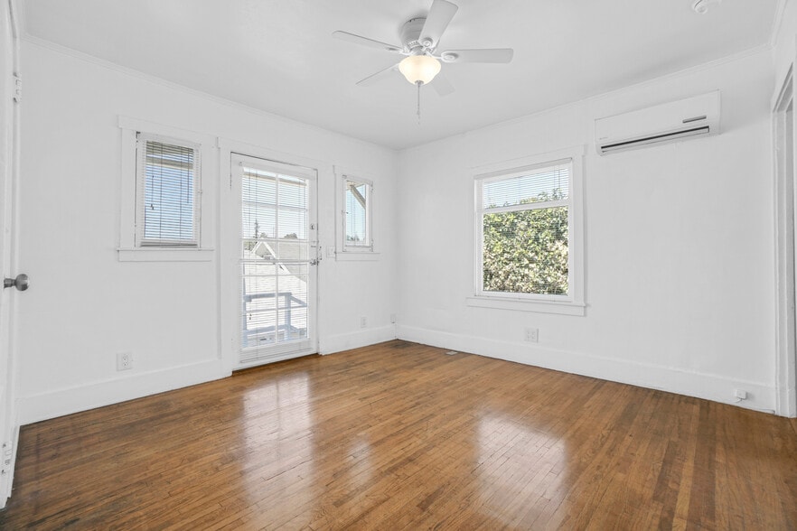 More Photos Of 2531 Elsinore St, Los Angeles Multifamily For Sale