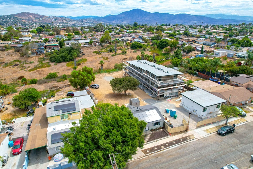 More Photos Of 827 Jacumba St, San Diego Land For Sale