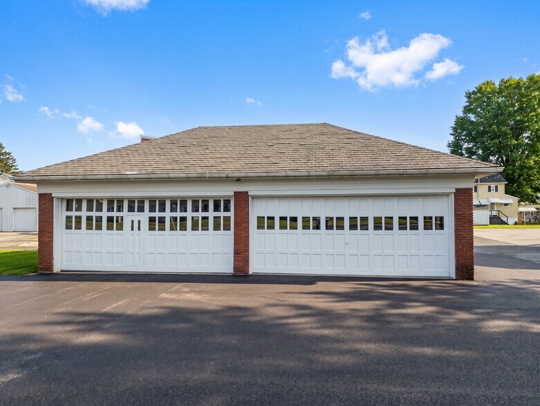 More Photos Of 359 Main St, Mcsherrystown Multifamily For Sale