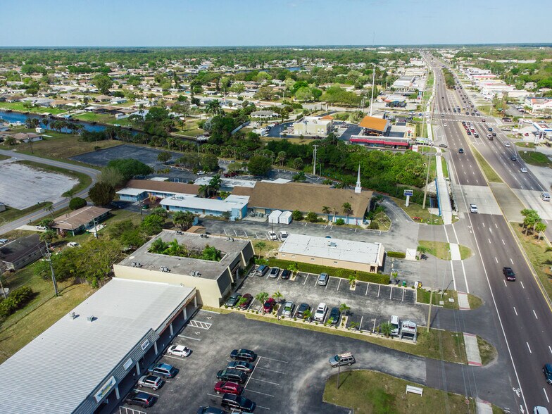 More Photos Of 2595 Tamiami Trl, Port Charlotte Apartments For Lease