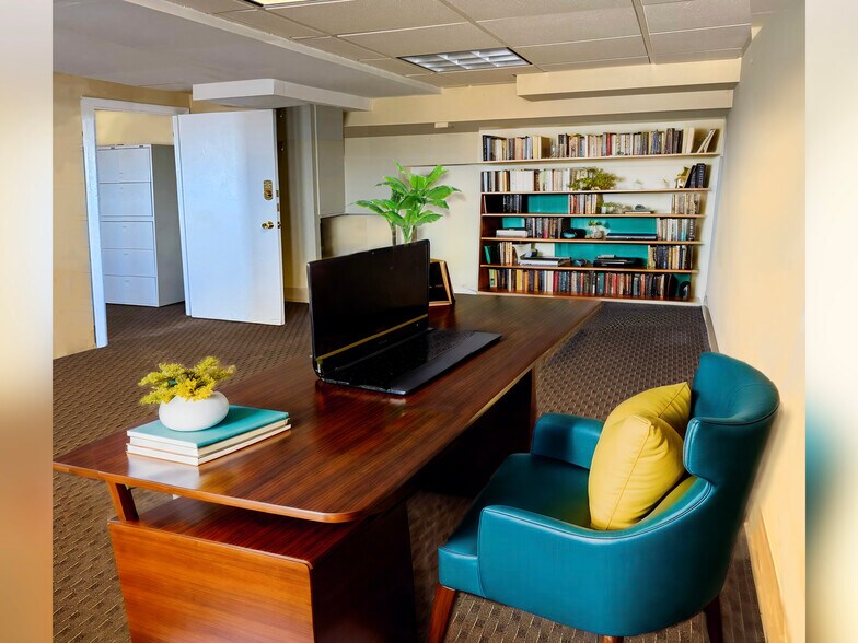 More Photos Of 1 E Chase St, Baltimore Apartments For Sale