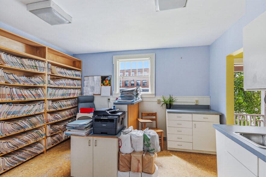 More Photos Of 93 Roxbury St, Keene Office For Sale