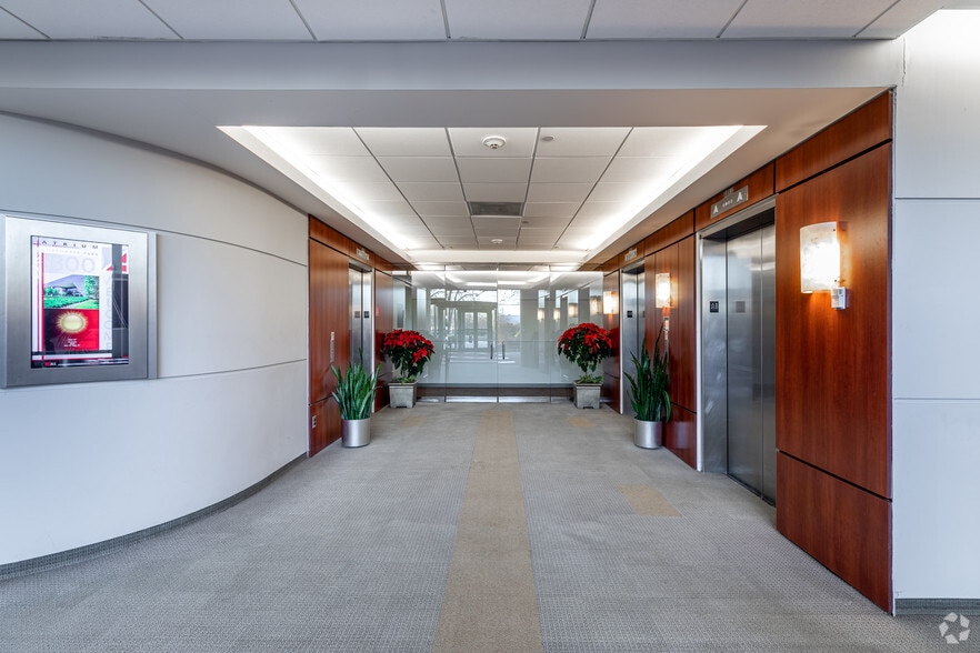 More Photos Of 300 Atrium Dr, Somerset Office For Lease